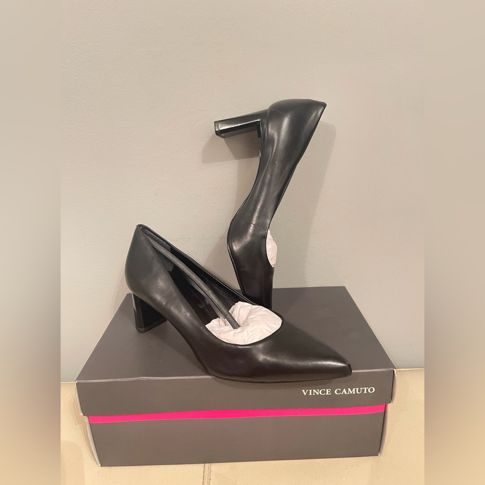 New Vince Camuto Black Block Heel Pumps Size 6. Leather. Very soft & comfortable